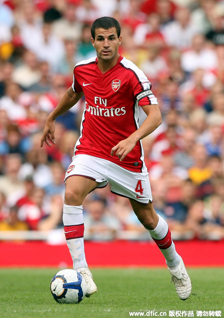 邮报：曼联询问多纳鲁马转会可能性，转会费与工资都超出预算（邮报：曼联探讨引进多纳鲁马，但转会费与薪资要求均超预算）