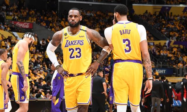 广州队展现顽强斗志，徐杰面临严峻挑战（广州队斗志昂扬，徐杰遭遇严峻考验）