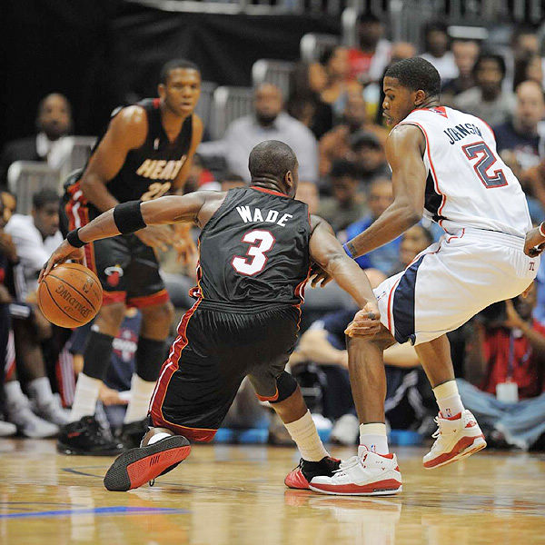 数据漂亮，但表现遭质疑（数据亮眼，表现仍存疑）