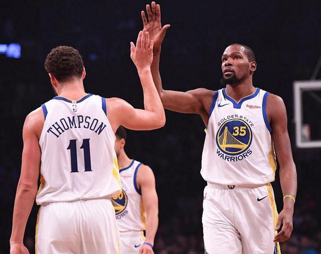 佩工：胜利是送给球迷的圣诞礼物，希望明年能继续保持好状态（佩工：胜利当作送给球迷的圣诞礼，盼明年保持佳态）