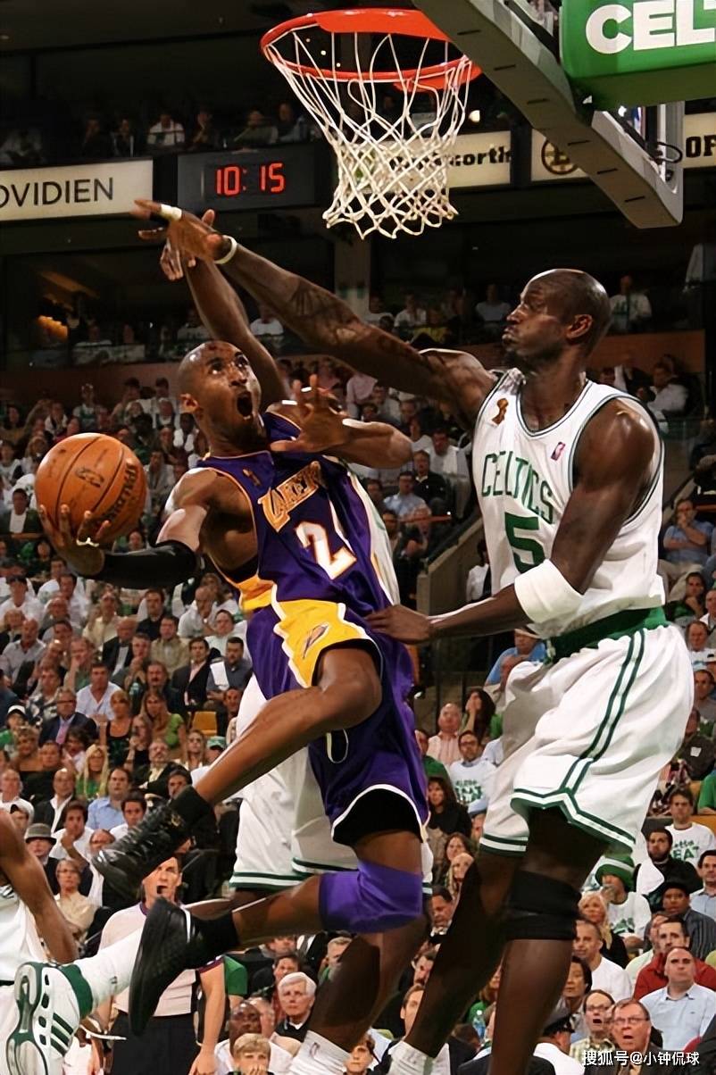 不看好邵佳一执教国足❗详细介绍邵佳一履历❗（邵佳一执教国足前景存疑：履历详解）