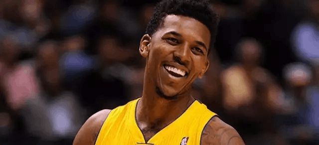 2025／26赛季英超：想上场就得用表现说话！阿莫林强硬表态（2025／26英超：出场看实力，阿莫林强硬放话）